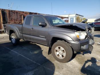  Salvage Toyota Tacoma