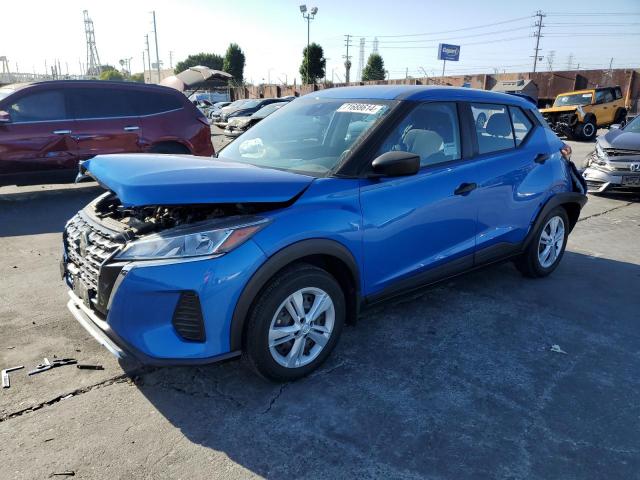  Salvage Nissan Kicks