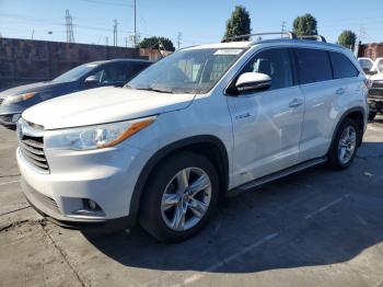  Salvage Toyota Highlander