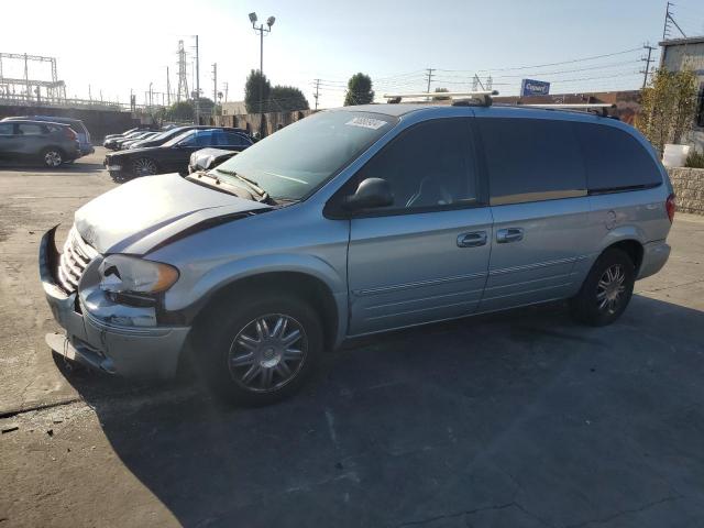  Salvage Chrysler Minivan