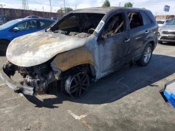  Salvage Kia Sorento