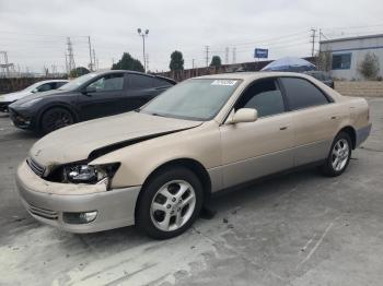  Salvage Lexus Es