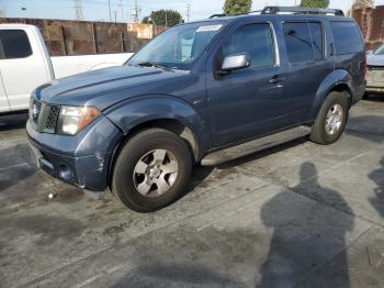  Salvage Nissan Pathfinder