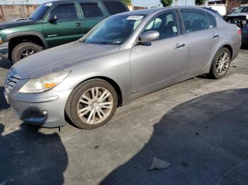  Salvage Hyundai Genesis