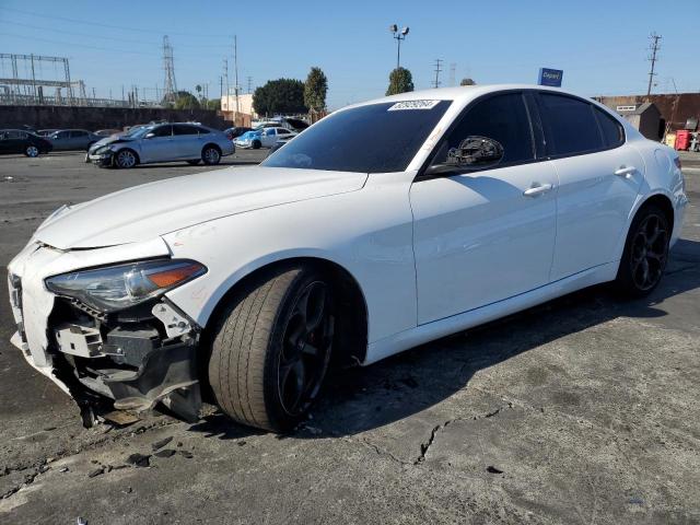  Salvage Alfa Romeo Giulia