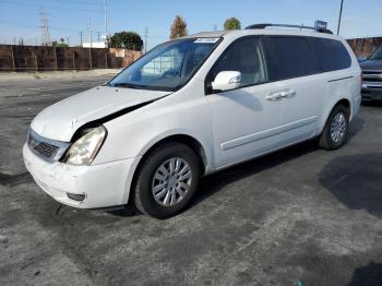  Salvage Kia Sedona