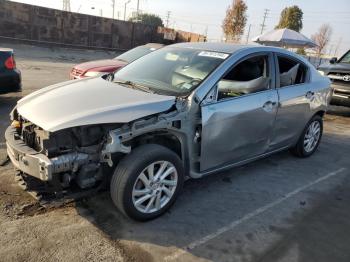  Salvage Mazda 3