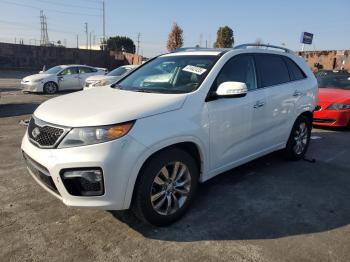  Salvage Kia Sorento