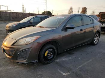  Salvage Mazda 3