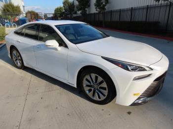  Salvage Toyota Mirai