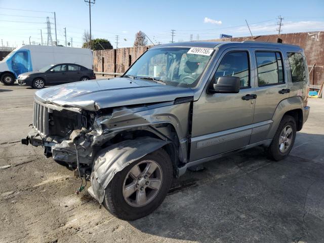  Salvage Jeep Liberty