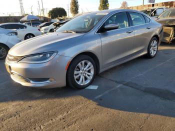  Salvage Chrysler 200