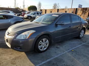  Salvage Nissan Altima