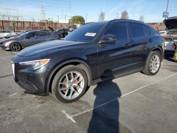  Salvage Alfa Romeo Stelvio