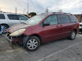  Salvage Toyota Sienna