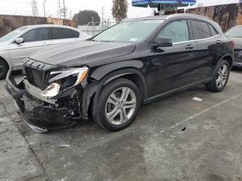  Salvage Mercedes-Benz GLA