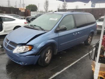  Salvage Dodge Caravan