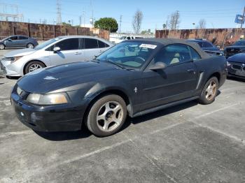  Salvage Ford Mustang