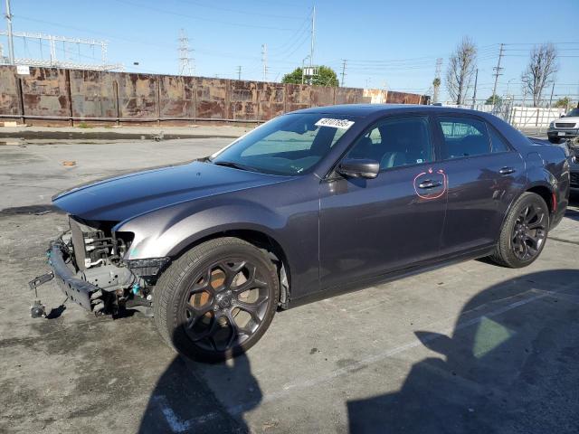  Salvage Chrysler 300