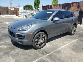  Salvage Porsche Cayenne