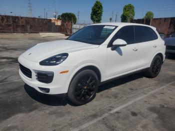 Salvage Porsche Cayenne