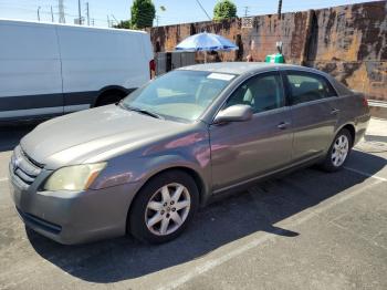  Salvage Toyota Avalon