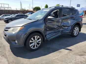  Salvage Toyota RAV4