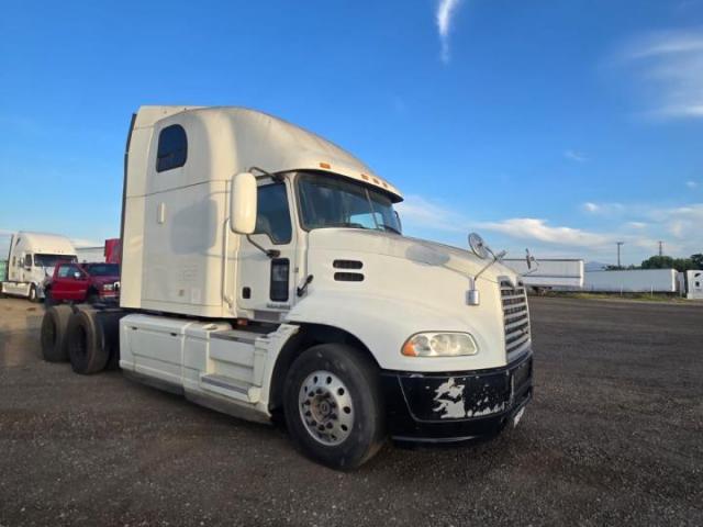  Salvage Mack 600 Cxu600