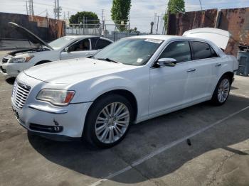  Salvage Chrysler 300