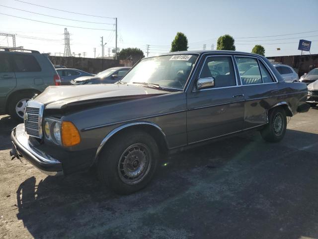  Salvage Mercedes-Benz 300-Class