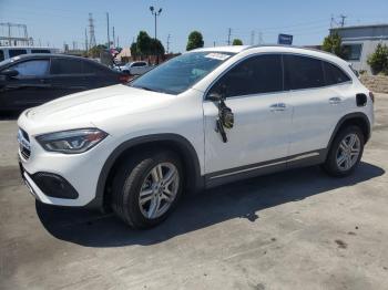  Salvage Mercedes-Benz GLA