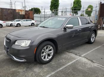  Salvage Chrysler 300