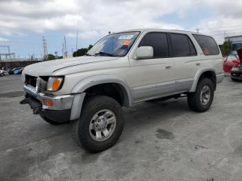  Salvage Toyota 4Runner