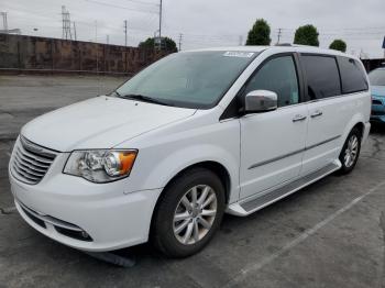  Salvage Chrysler Minivan