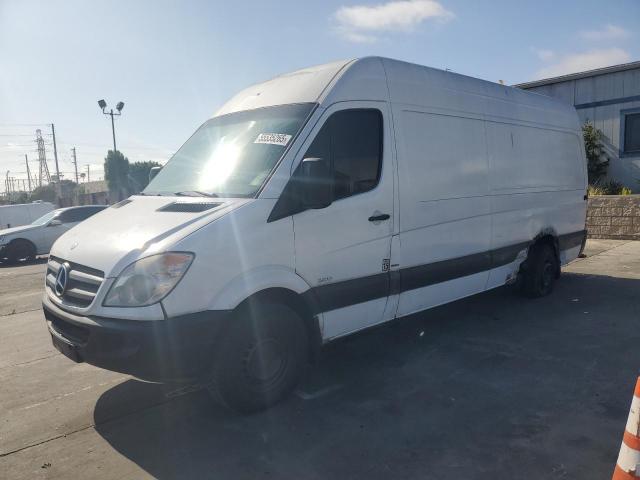  Salvage Mercedes-Benz Sprinter
