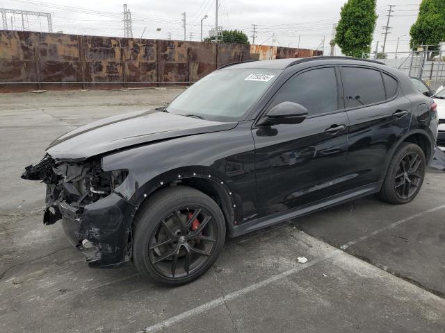  Salvage Alfa Romeo Stelvio