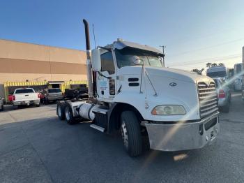  Salvage Mack 600 Cxu600