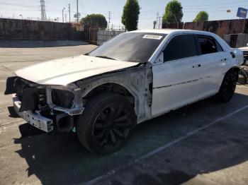  Salvage Chrysler 300