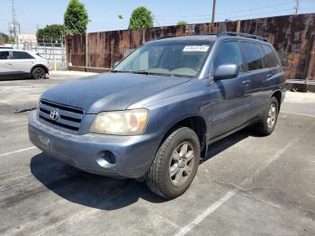  Salvage Toyota Highlander