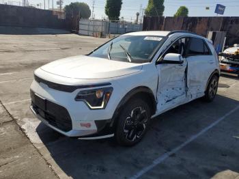  Salvage Kia Niro
