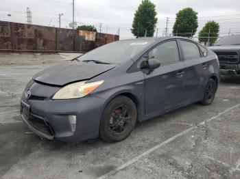  Salvage Toyota Prius