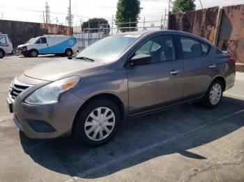  Salvage Nissan Versa