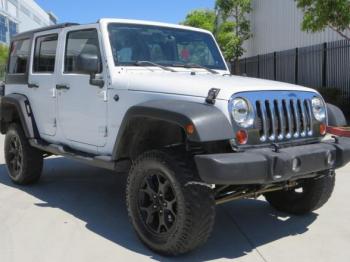  Salvage Jep Wrangler