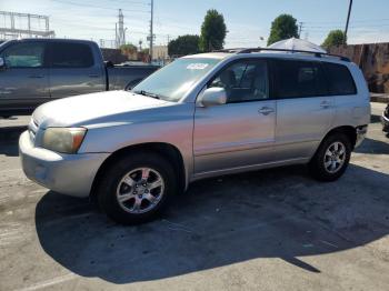  Salvage Toyota Highlander
