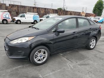  Salvage Ford Fiesta