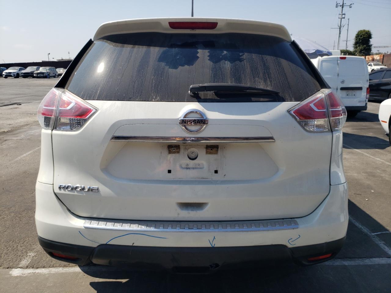 Nissan Rogue S Image 4