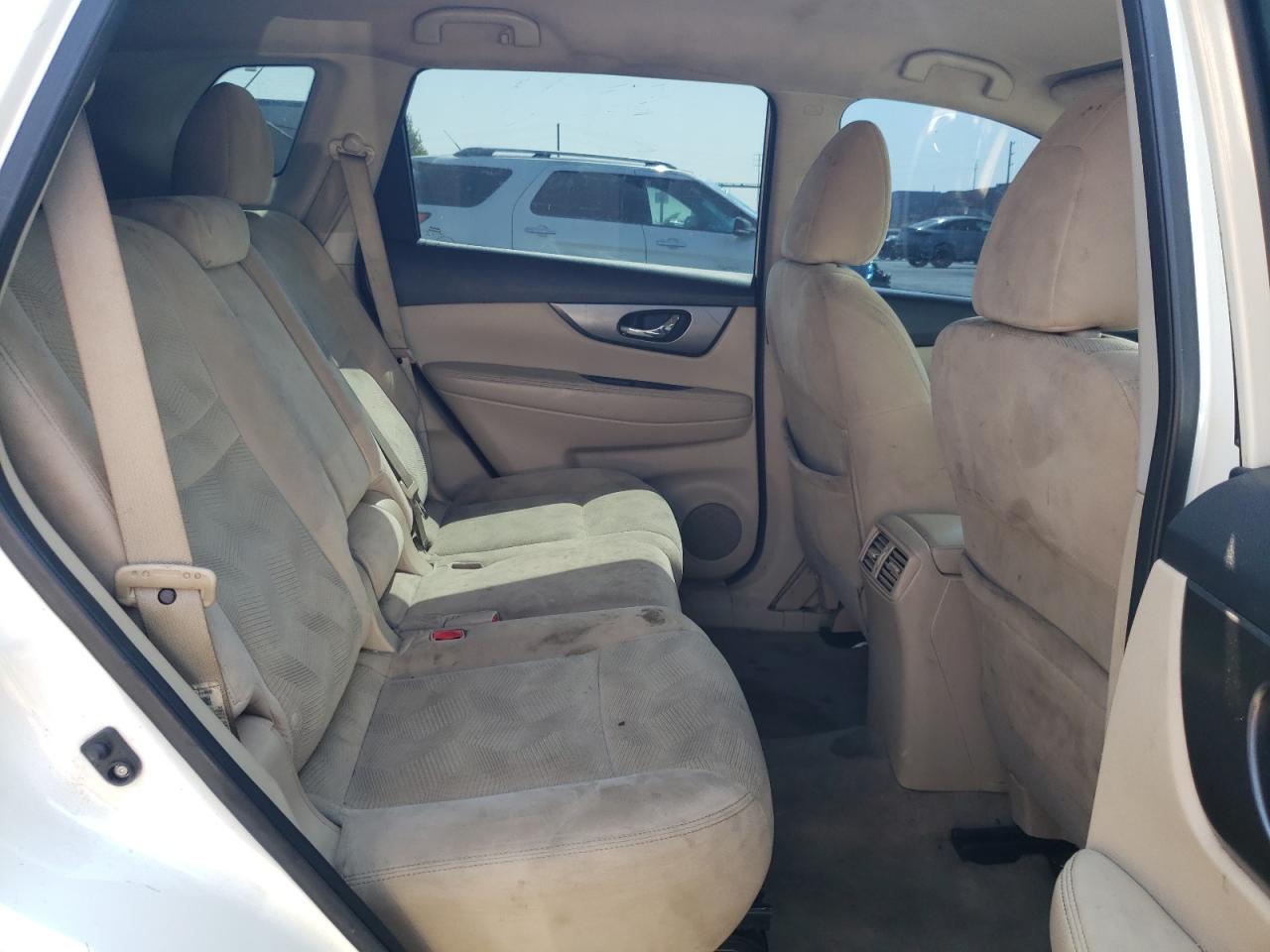 Nissan Rogue S Image 13