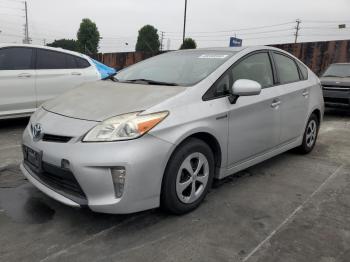  Salvage Toyota Prius
