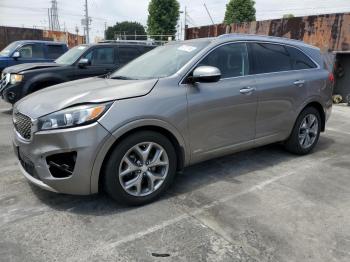  Salvage Kia Sorento