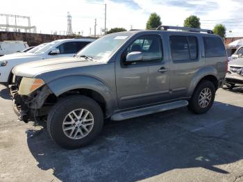 Salvage Nissan Pathfinder